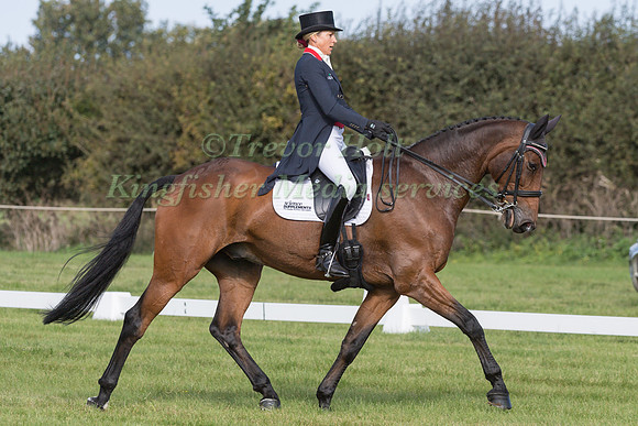 SARAH BULLIMORE AND REVE DU ROUET