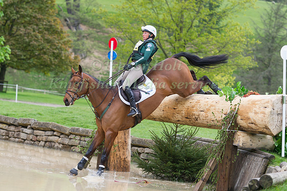 Aoife Clark (IRL) riding ARCO BB