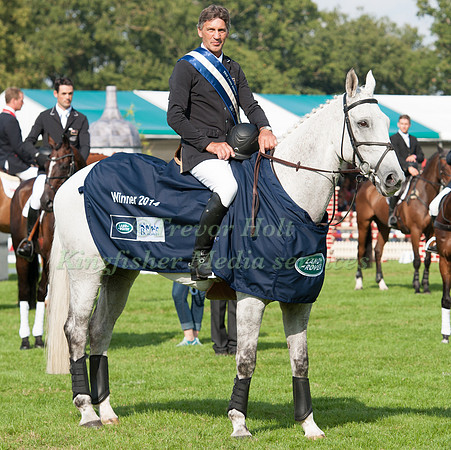 Andrew Nicholson Prize giving Mounted-4.NEF