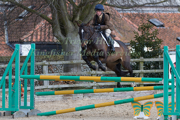 ROSALIND CANTER  RIDING JAMAKIN FAER TRIAL