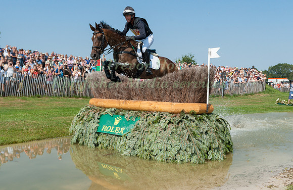 DANIEL JOCELYN (NZL) AND GROVINE DE REVE