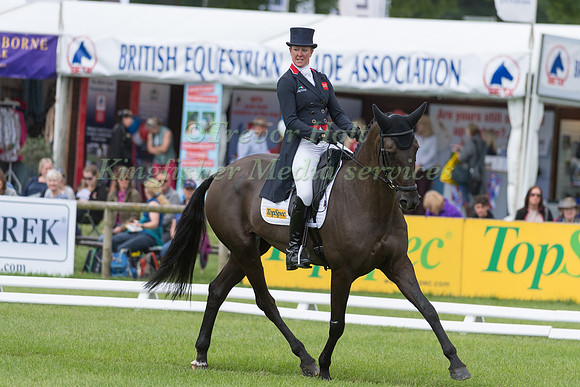 NICOLA WILSON (GBR) AND BULANA