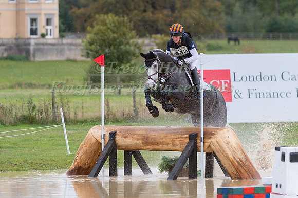 ELISABETH HALLIDAY-SHARP RIDING FLASH COOLEY