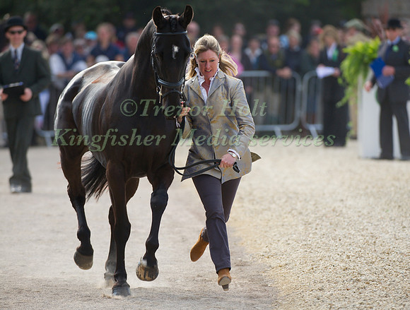 Nicola Wilson and Opposition  Buzz