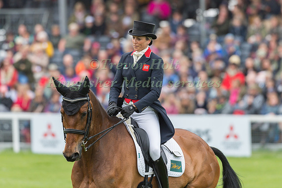 Sarah Bullimore (GBR) and  Reve du Rouet