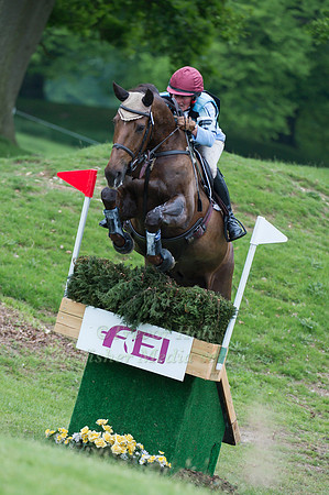Vicky  Brake (GBR) riding  Cooleys First