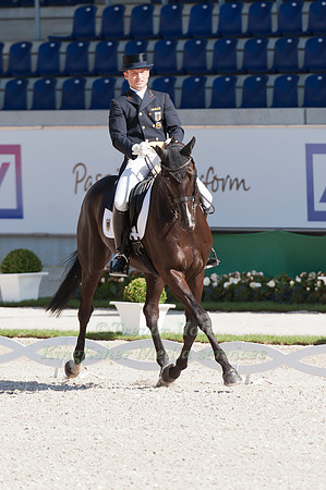 Michael Jung and Weidezaunprofi's River of Joy