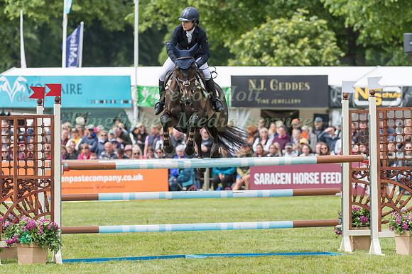 KIRSTY CHABERT AND OPPOSITION LOIRE