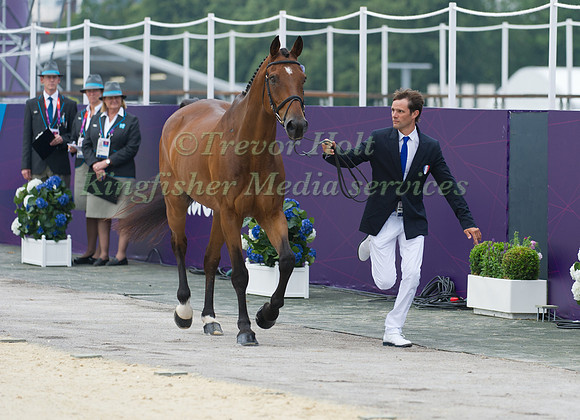 Nicolas Touzaint and Hildago De L'Ile