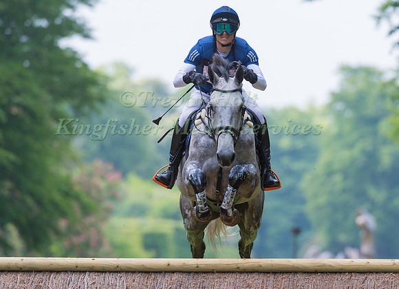 PONTUS HUGOSSON (SWE) AND QUADRO POP