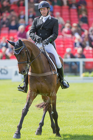 Laurence Hunt (GBR) riding Wie Donna’s Neiiuewmoed