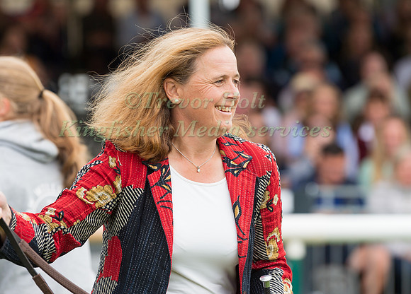 Pippa Funnell (GBR) and Majas Hope