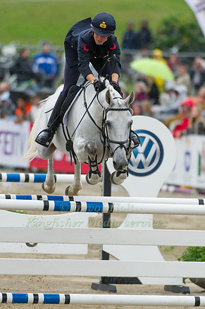 Vittoria Panizzon and Bourough Pennyz