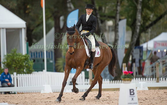 Emily Lahore (GBR) riding Hexmaleys Hayday