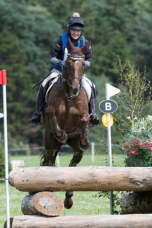 AMY WATSON AND FINESSE FLAGMOUNT JOY TAKING PART IN THE CROSS CO