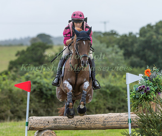 EMMA HYSLOP-WEBB RIDING  BOLEYBAWN ARISTOCRAT