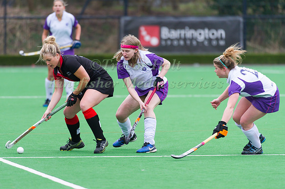Sarah Hopkins holds off Emma McCabe and Rosie Bailey