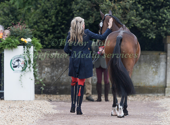 Ellen Cameron (GBR) and  Hanleen Crown Jewels