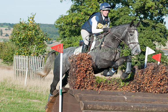 Nicola Wilson and Dartans Greenlough Tom