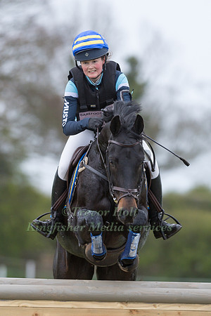 MALIN  JOSEFSSON (SWE) AND ALLAN V TAKING PART IN THE CROSS COUN
