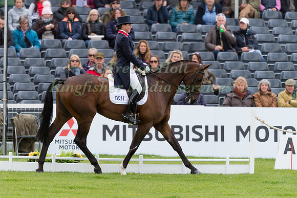 Piggy French (GBR) and  Vanir Kamira