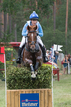 ALICE DUNSDON (GBR) AND COOL INVESTMENT