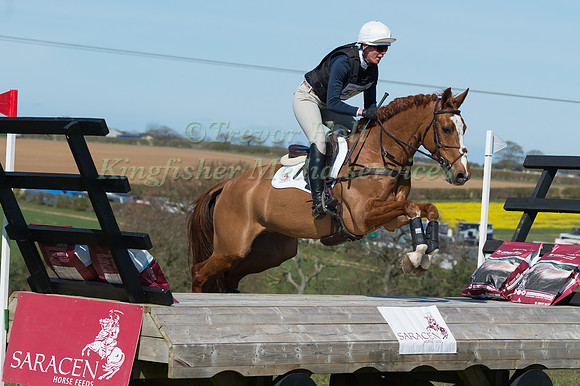 FLORA HARRIS RIDING CLASS SPEC