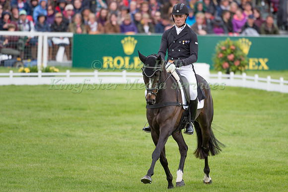 Paul Tapner (AUS) riding Indian Mill