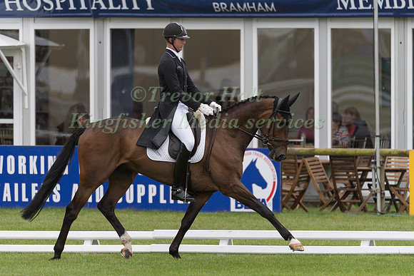 JESSE  CAMPBELL (NZL) AND CLEVELAND TAKING PART IN THE DRESSAGE PHASE OF THE  CCI THREE STAR COMPETITION AT THE 2017 EQUI-TREK BRAMHAM INTERNATIONAL HORSE TRIALS e