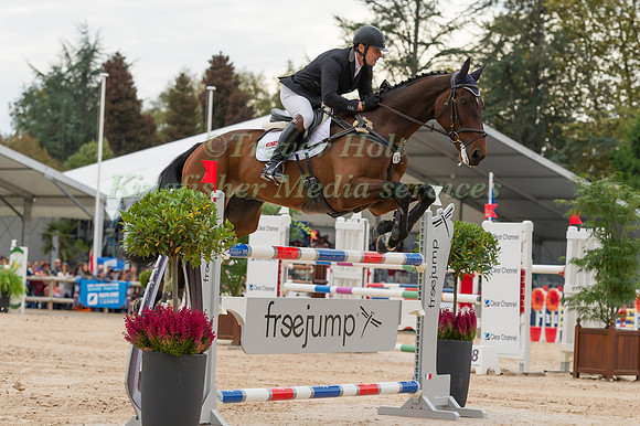 Alexander Bragg (GBR) riding Zagreb
