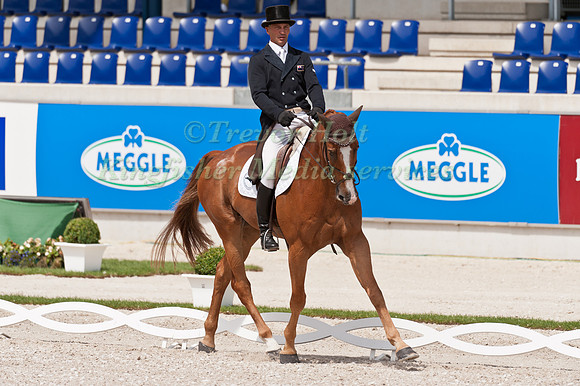 Andrew Nicholson and Nereo