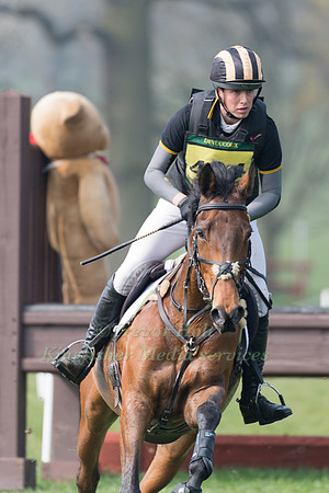 TOM ROWLAND RIDING VERY GOOD TEMPO