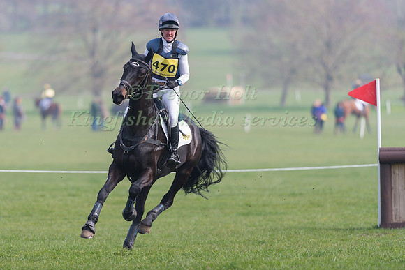NICOLA WILSON RIDING CHABADU