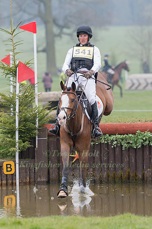 RICHARD WAYGOOD RIDING ASKARI