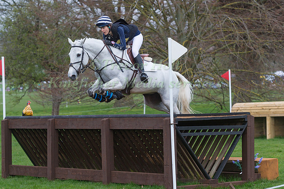 LILY MAWBY RIDING DERRYS LADY LOU