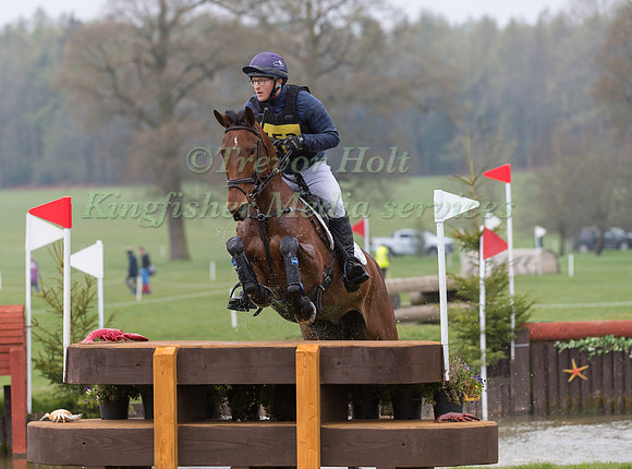 AARON MILLAR RIDING FRIENDSHIP VDL