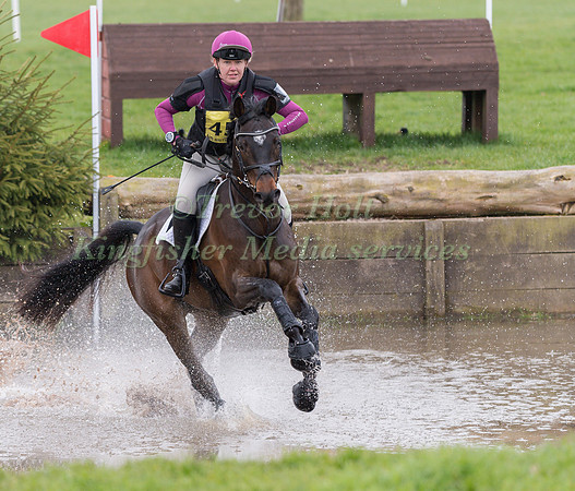HELEN MARSH RIDING DISCO CHICK