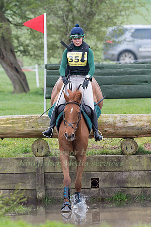 LAURA-JANE BROWN RIDING REISKAMOE RUBY