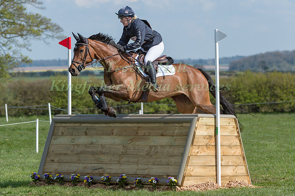HOLLY WOODHEAD (GBR) AND VIVIAN 47