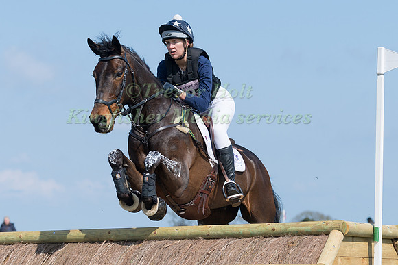 LUCY VARLEY (GBR) AND PRIMITIVE DAZZLE II