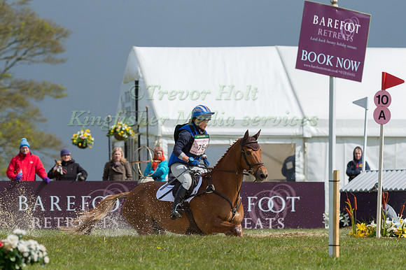 TINA CANTON (GBR) AND WELHAM MILE HIGH