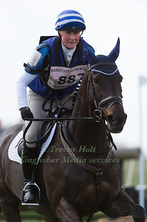 JULIE DE WINTON(GBR) AND MINI MISS