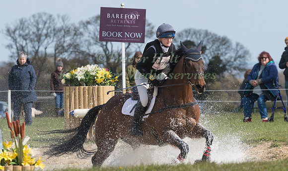 CHLOE BELL (GBR) AND CRIMEWATCH