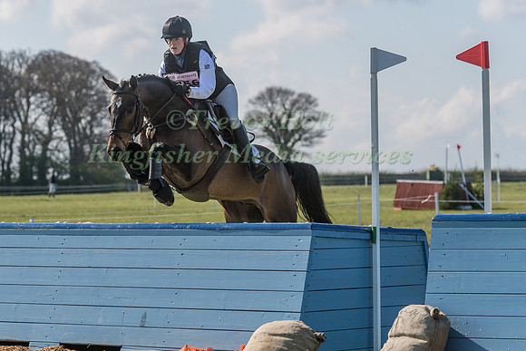 GRACE TAYLOR (GBR) AND GAME CHANGER
