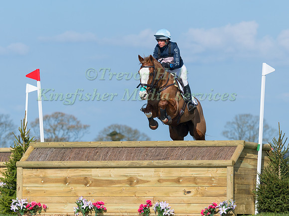 IZZY TAYLOR (GBR) AND PERFECT STRANGER