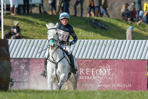 IZZY TAYLOR (GBR) AND LISCARROW CONISTA