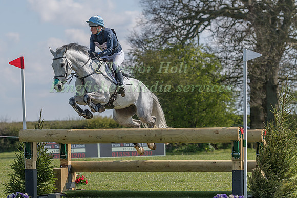 IZZY TAYLOR (GBR) AND LISCARROW CONISTA