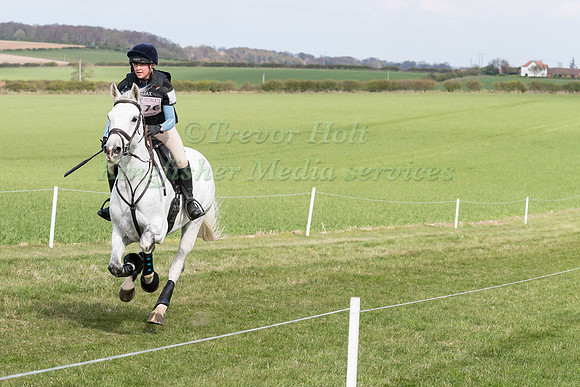 JESS FALLE (GBR) AND FURICH TEJO