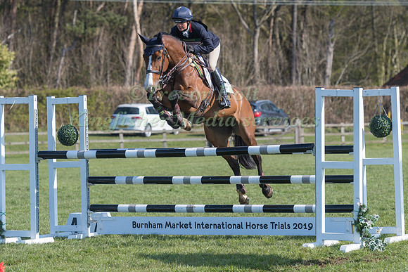 PIGGY FRENCH (GBR) AND SPORTSFIELD TOP NOTCH