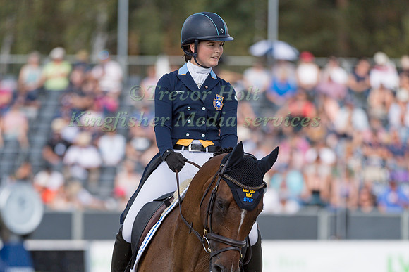 Malin Josefsson (SWE) and Golden Midnight